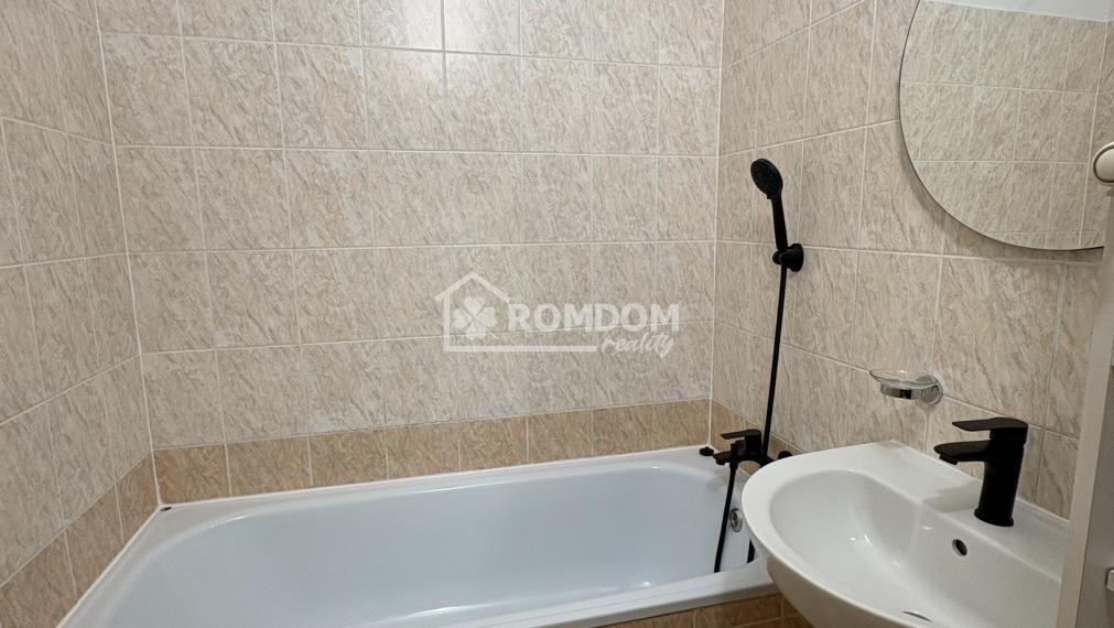 Predaj 1-izbový byt s dvomi lodžiami Stred , Považská Bystrica