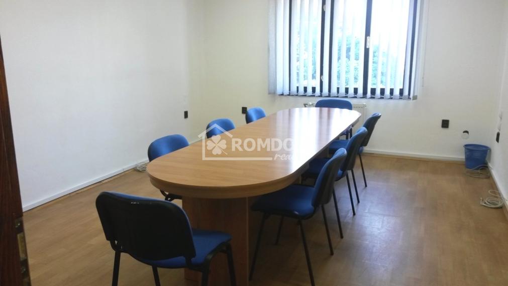 Prenájom administratívne/prevádzkové priestory 91 m2 s parkovaním