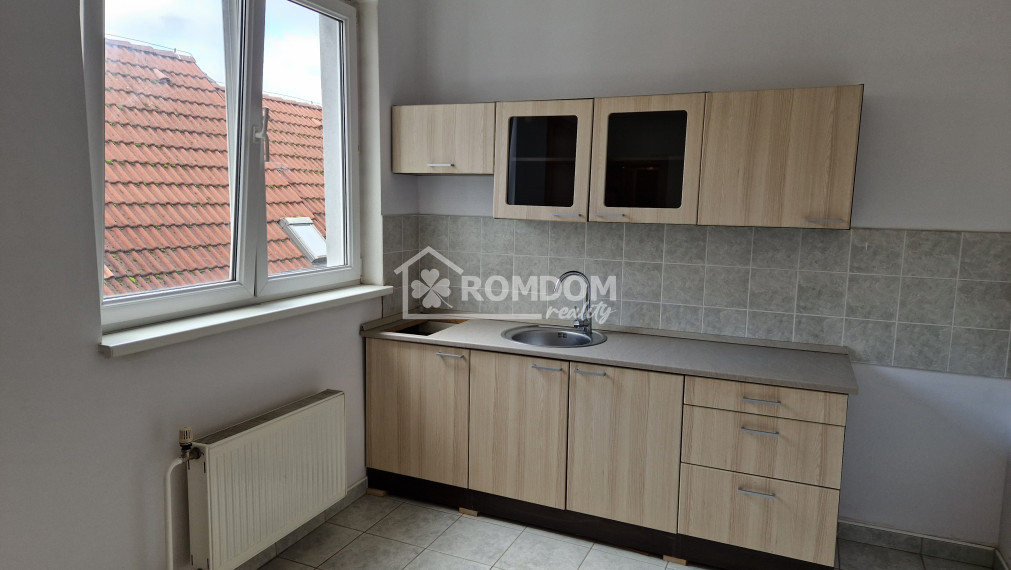 Prenájom kancelárske priestory 45m2 Žilina, Mariánske námestie