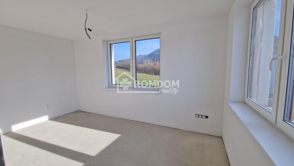 Predané - nízkoenergetický 4 izbový rodinný dom Varín