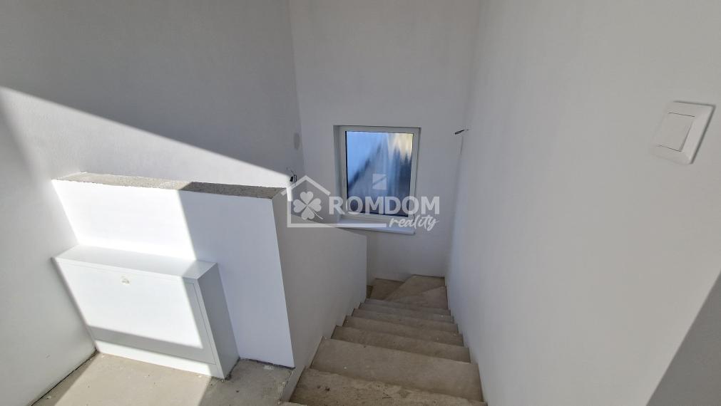 Predané - nízkoenergetický 4 izbový rodinný dom Varín