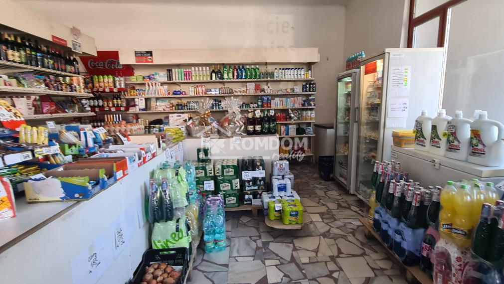 Predajňa, rodinný dom Varín, okres Žilina