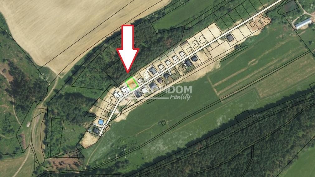 Predané, stavebný pozemok so všetkými sieťami Lietava, okr. Žilina