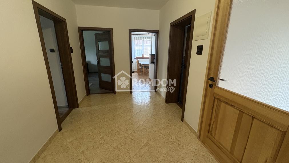 Predaj dvojgeneračný rodinný dom Orlové-Povazšká Bystrica