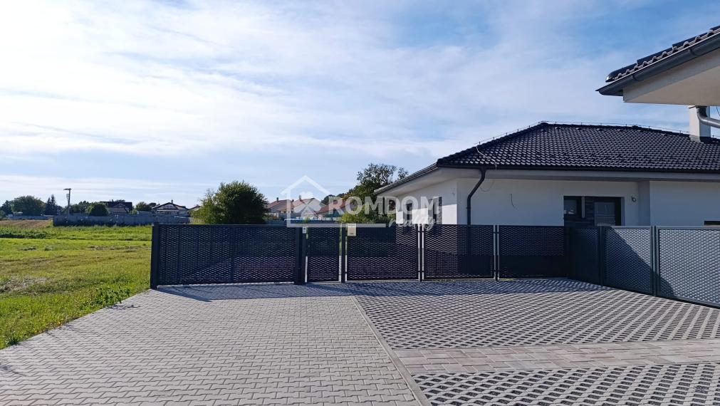 PREDAJ murovaný 4-izbový bungalov (dom 1), Láb, okr. Malacky