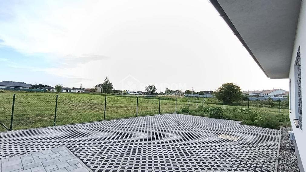 PREDAJ murovaný 4-izbový bungalov (dom 1), Láb, okr. Malacky