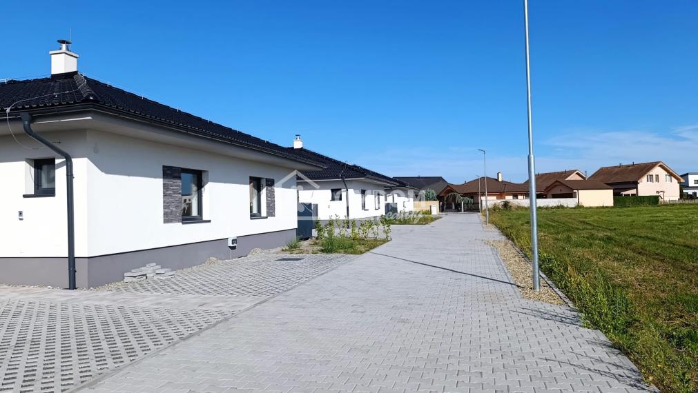PREDAJ murovaný 4-izbový bungalov (dom 2), Láb, okr. Malacky