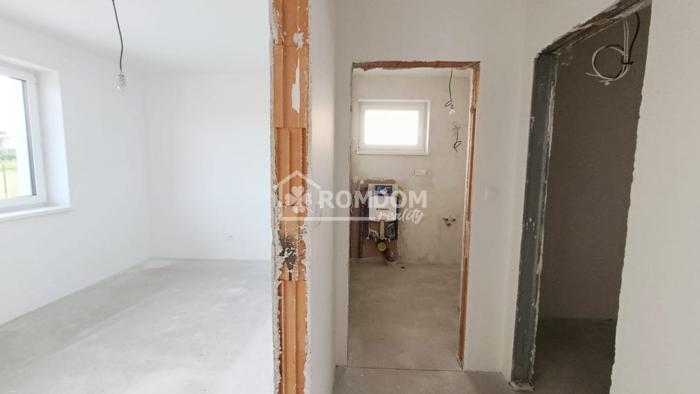 PREDAJ murovaný 4-izbový bungalov (dom 1), Láb, okr. Malacky