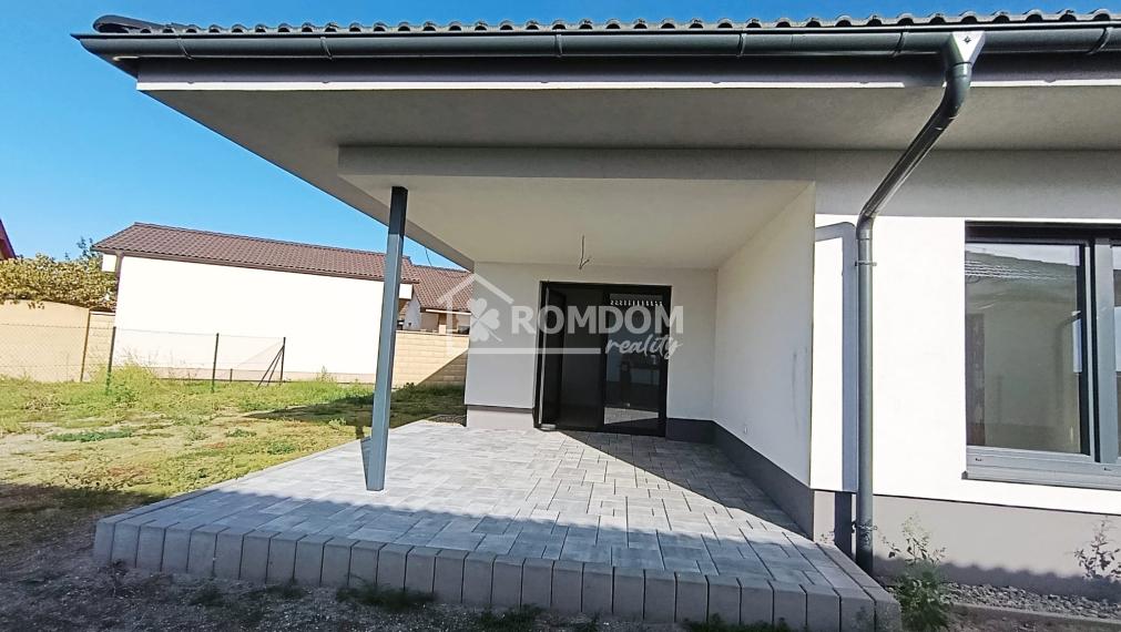 AKCIA! PREDAJ murovaný 4-izb. bungalov (dom 4), Láb, okr. Malacky