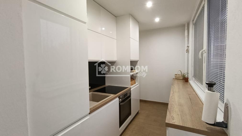 EXKLUZÍVNE, len u nás! Predaj 2-izbového bytu po kompletnej rekonštrukcii - Bratislava, Hornádska ul. (Podunajské Biskupice)