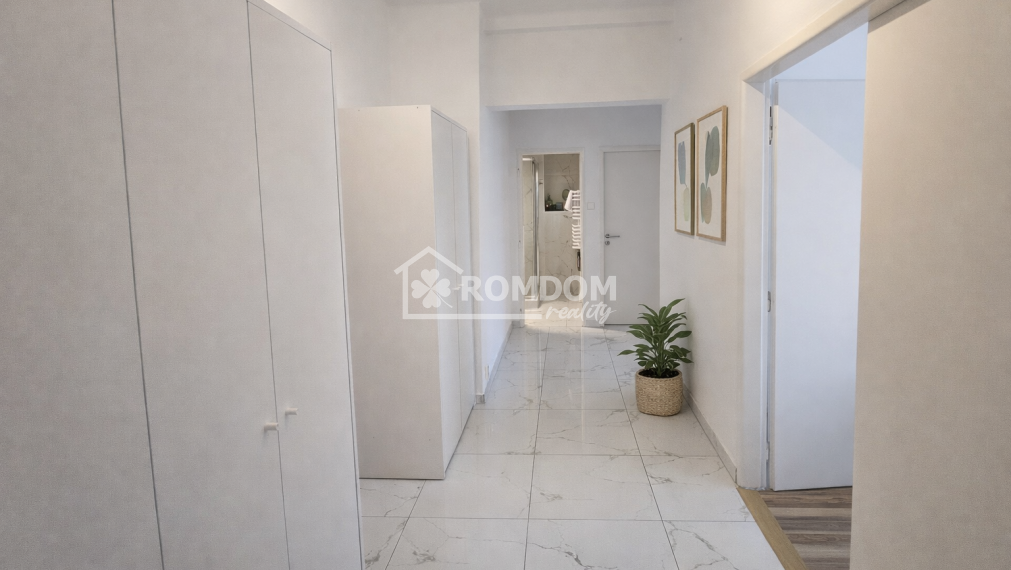 Predaj, komplet zrekonštr. 2-izb.byt, Bratislava,  Exkluzívne ROMDOM