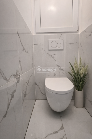 Predaj, komplet zrekonštr. 2-izb.byt, Bratislava,  Exkluzívne ROMDOM