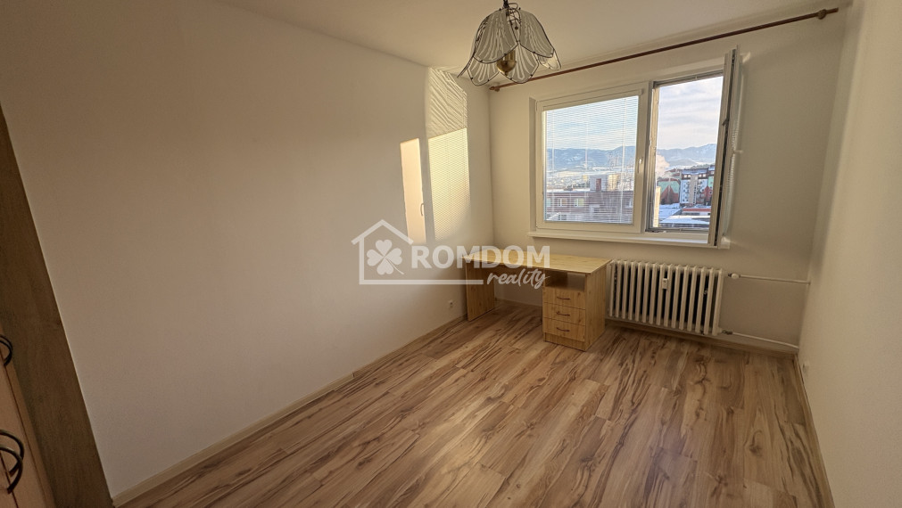 Prenájom 3-izbový byt Hájik Žilina