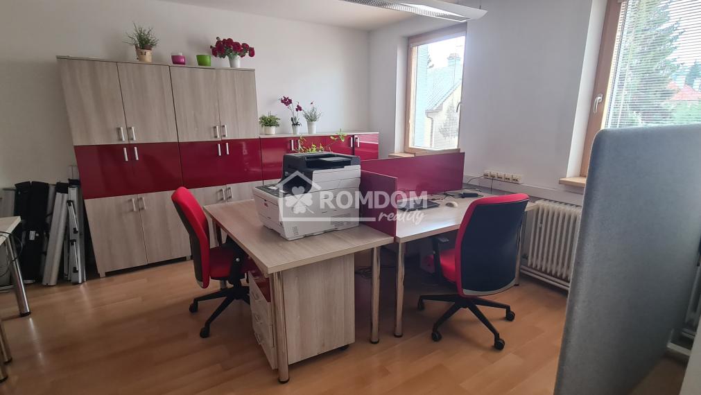 Prenájom administratívnych, kancelárskych priestorov Žilina, Centrum