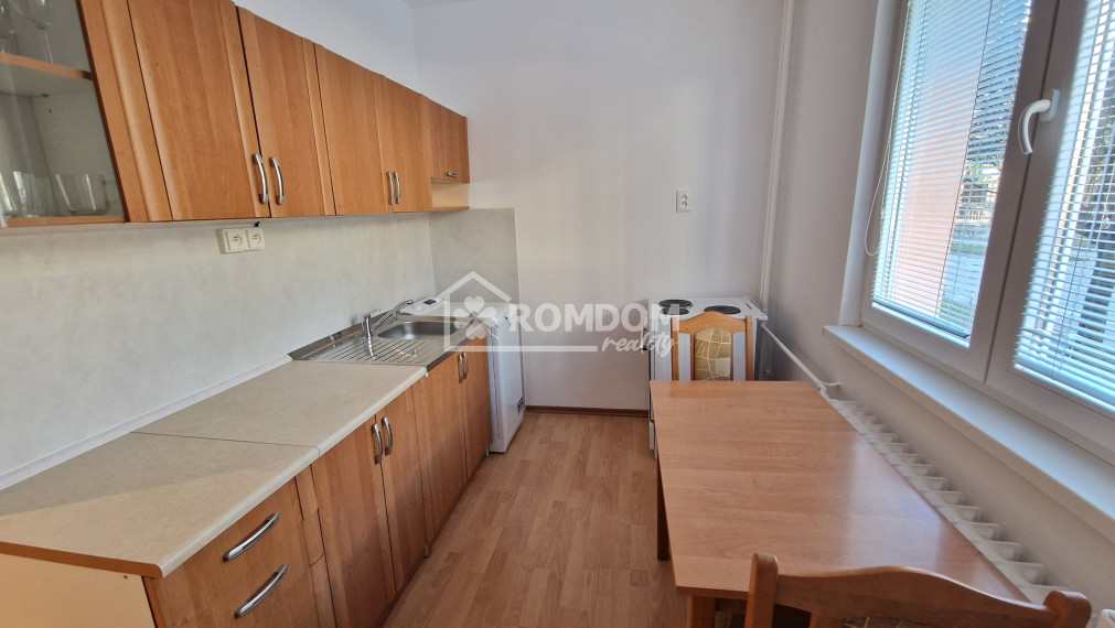 Prenájom 1 izbový byt Žilina Bulvár