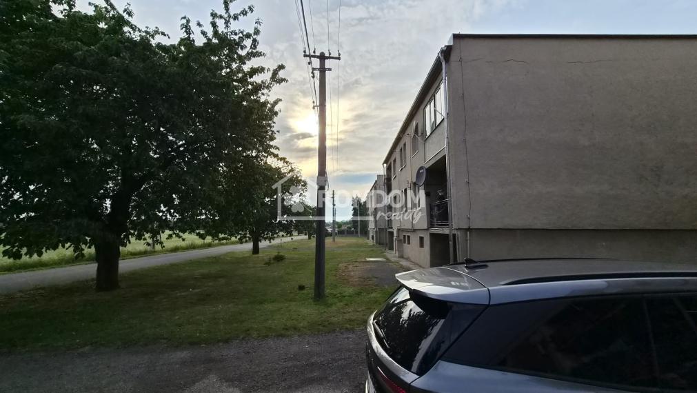 EXKLUZÍVNE: Veľký 4-izb.byt s loggiou, garážou a pivnicou
