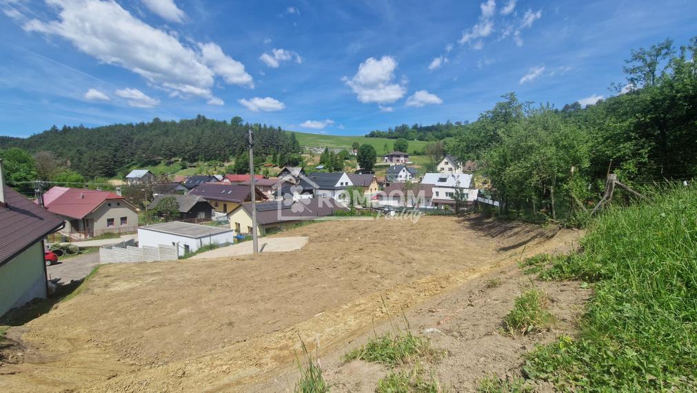 Predaj stavebný pozemok Dolný Hričov - Peklina