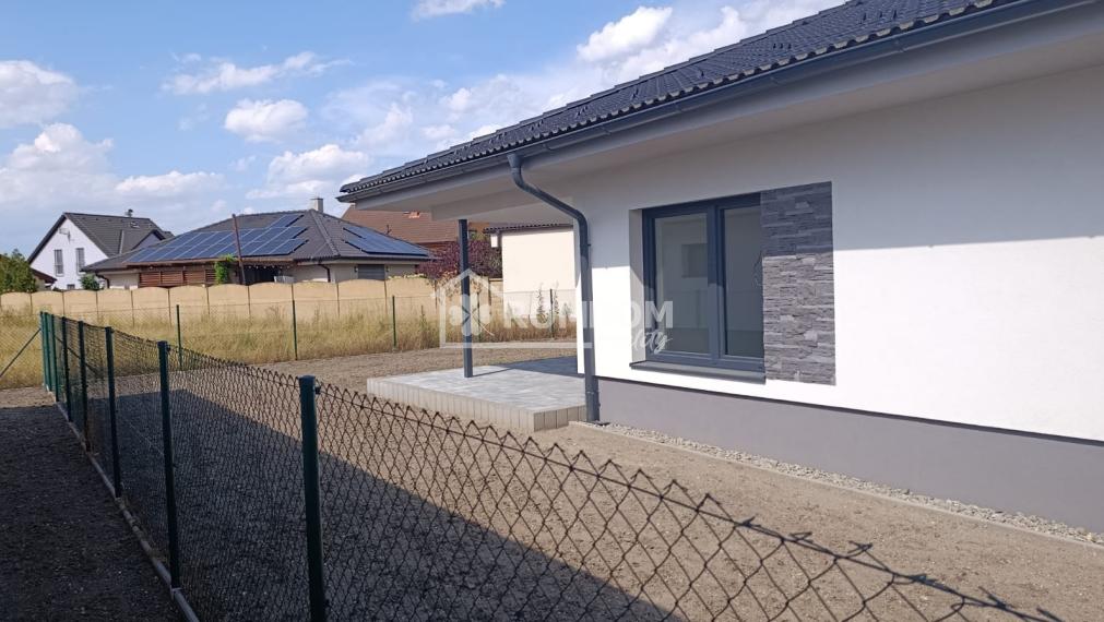 PREDAJ- POSLEDNÝ  4-izb. bungalov (dom 4), Láb, okr. Malacky