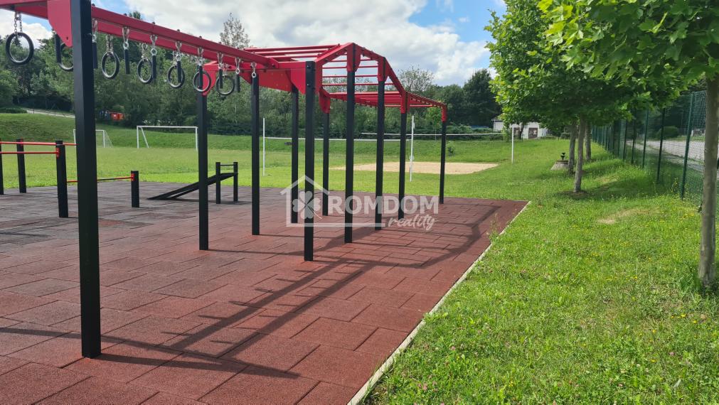 Predaj, záhradná chatka s vlastným pozemkom, Mojšova Lúčka, Žilina