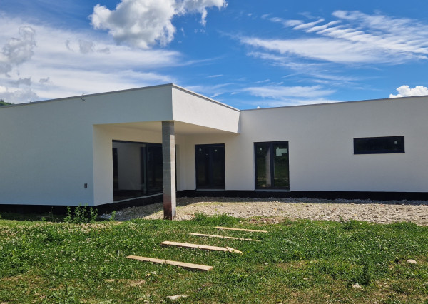 Predané - bungalov Teplička nad Váhom, Žilina