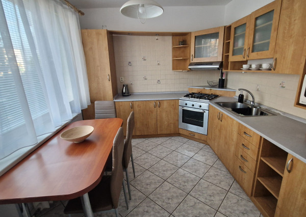 Rezervované! 2 izbový byt 65m2, Hliny VI