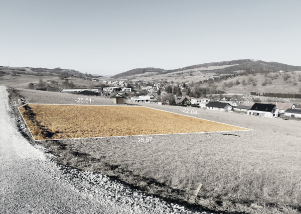 Na predaj stavebný pozemok /650m2/ v Bitarovej