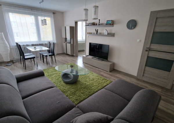 Prenájom 2i byt, 59m2, Vlčince